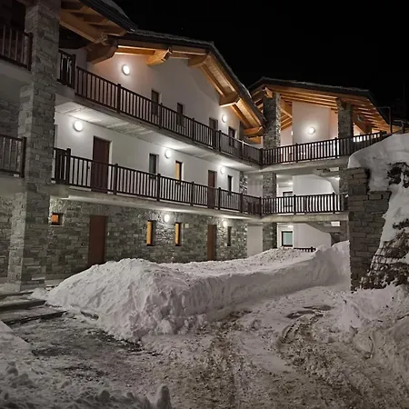 Prestigious In Cervinia Lägenhet *