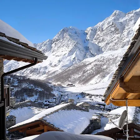 Prestigious In Cervinia Lägenhet *
