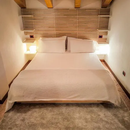 Prestigious In Cervinia Lägenhet