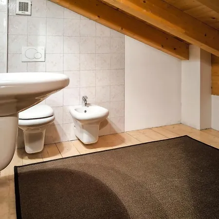 Prestigious In Cervinia Lägenhet